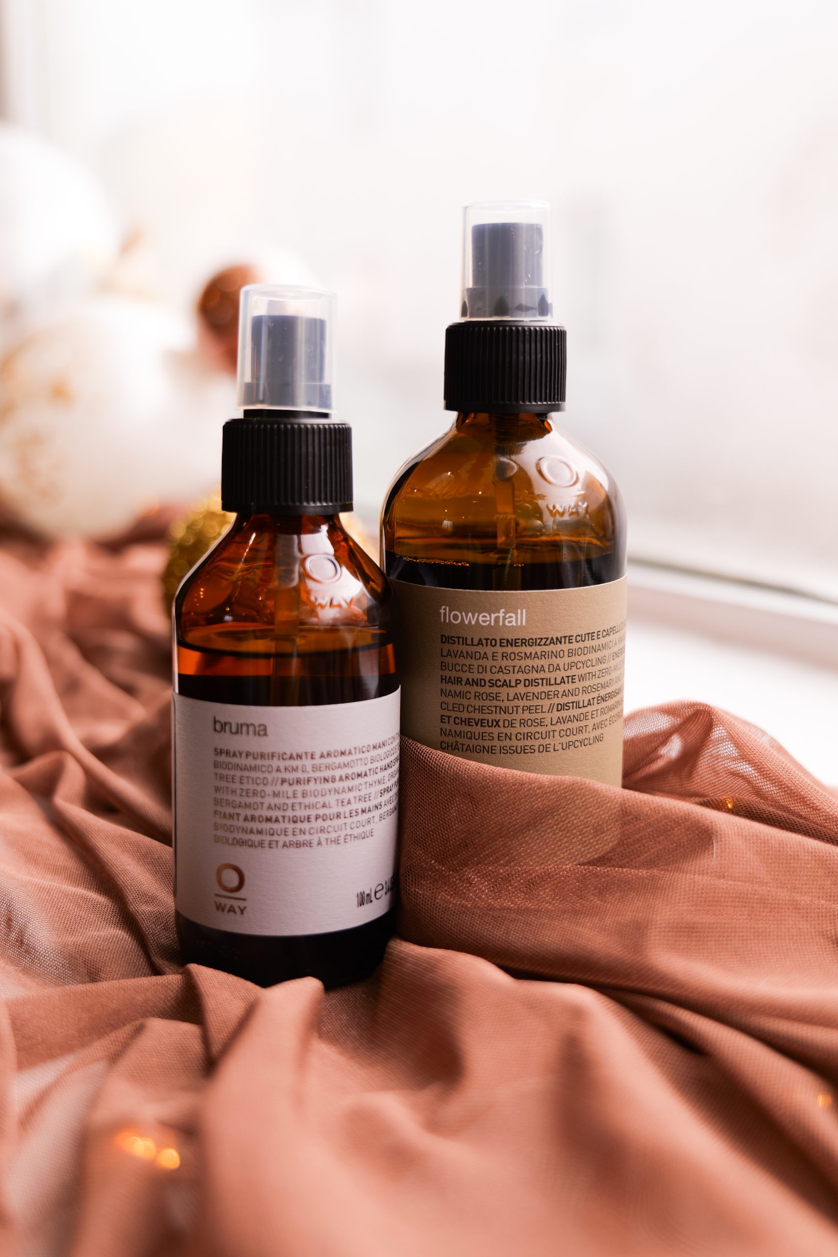 Produits sensoriels utilisés en salon de coiffure pour préparer l'expérience client.